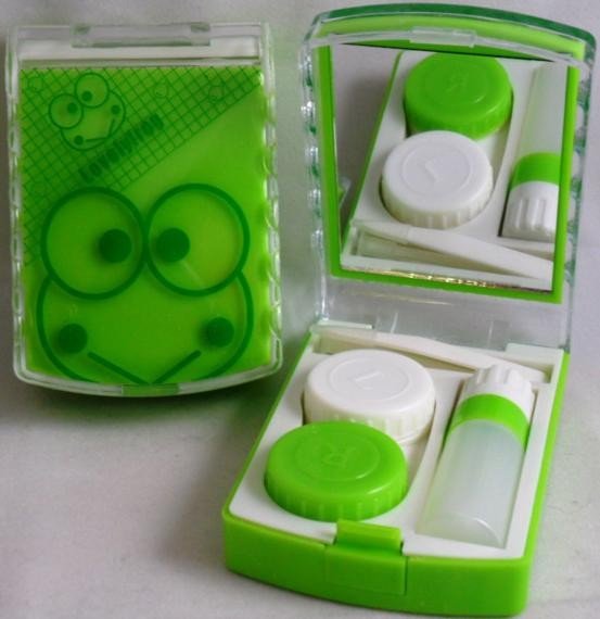 Lovely Green Frog Contact Lens Storage Soaking Travel Kit
