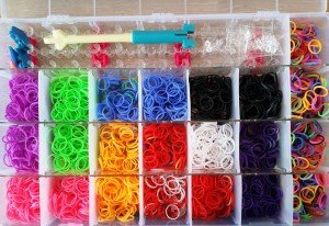 1 X 4000 Bands Loom Band Kit With Adjustable Loom Board S Sclips Pro Tool And Charms